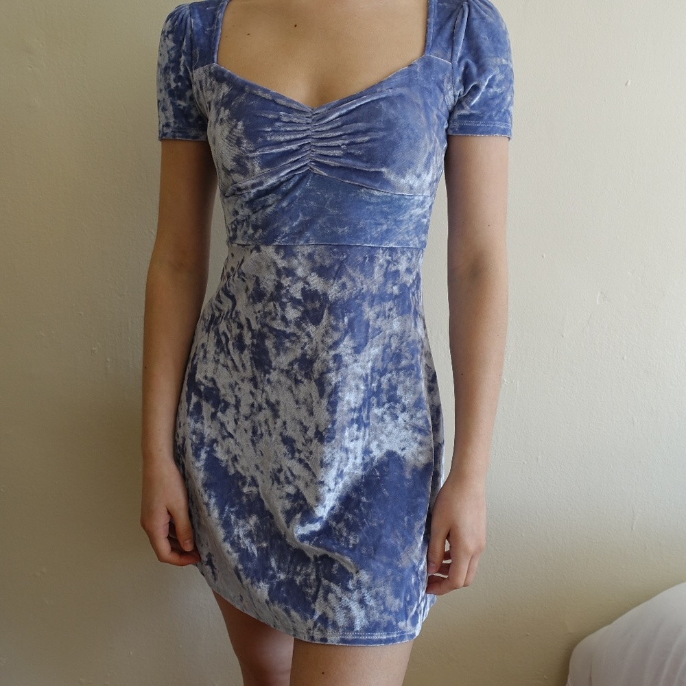 Crushed velvet skater dress